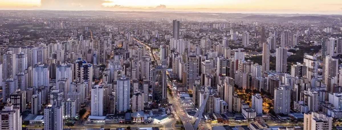 Condomínios e edifícios